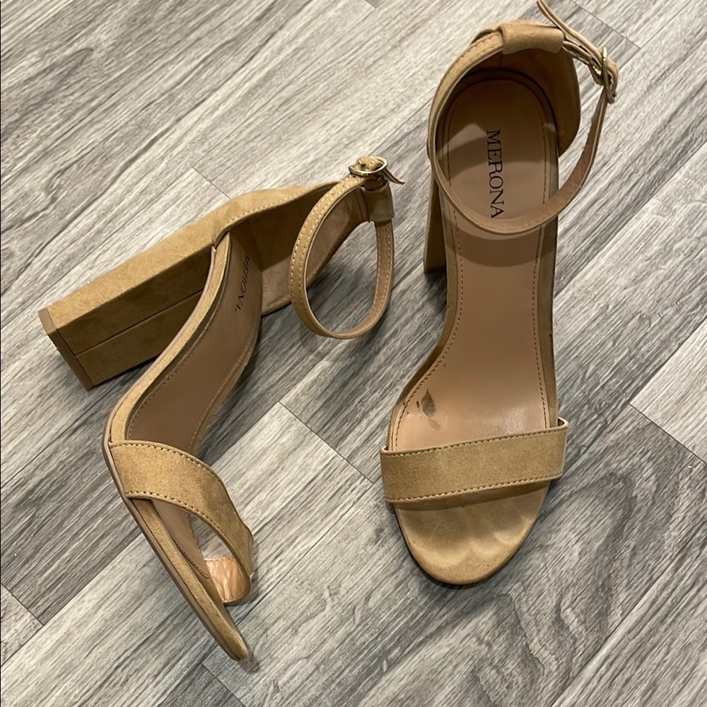 Merona Tan Heels size 7